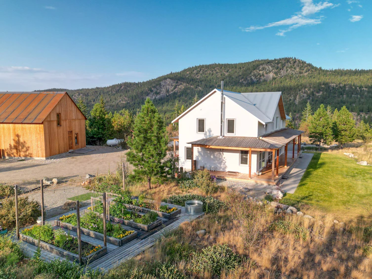 8025 Princeton Summerland Road, Summerland, BC, V0H 1Z8 - 24