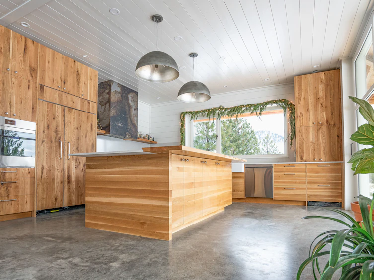 8025 Princeton Summerland Road, Summerland, BC, V0H 1Z8 - 10