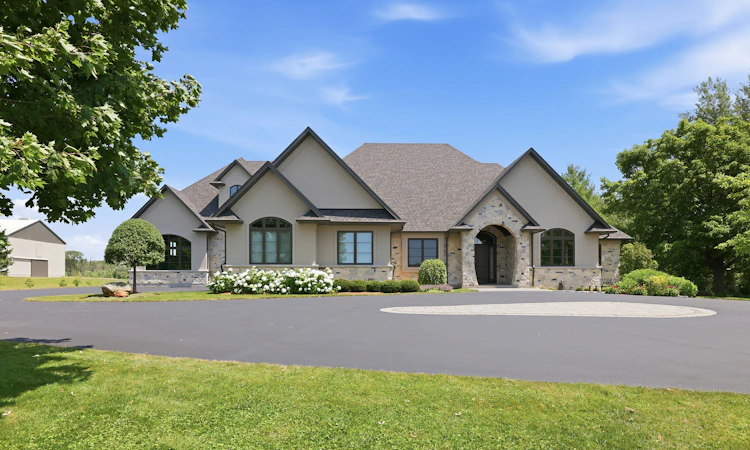 1621 Moser Young Road