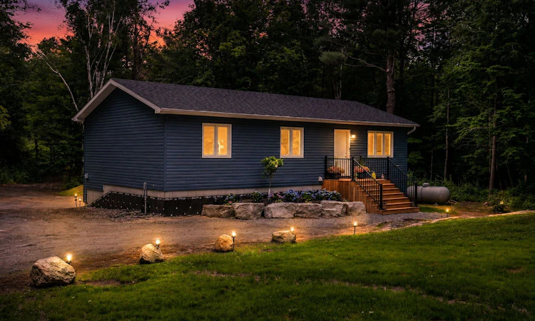 1222 Moon River Road