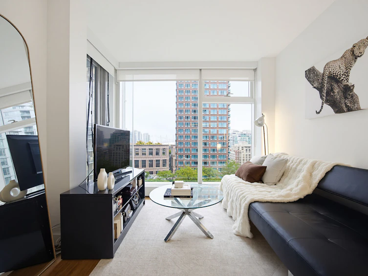 1611-777 Richards Street, Vancouver, BC, V6B 0M6 - 13