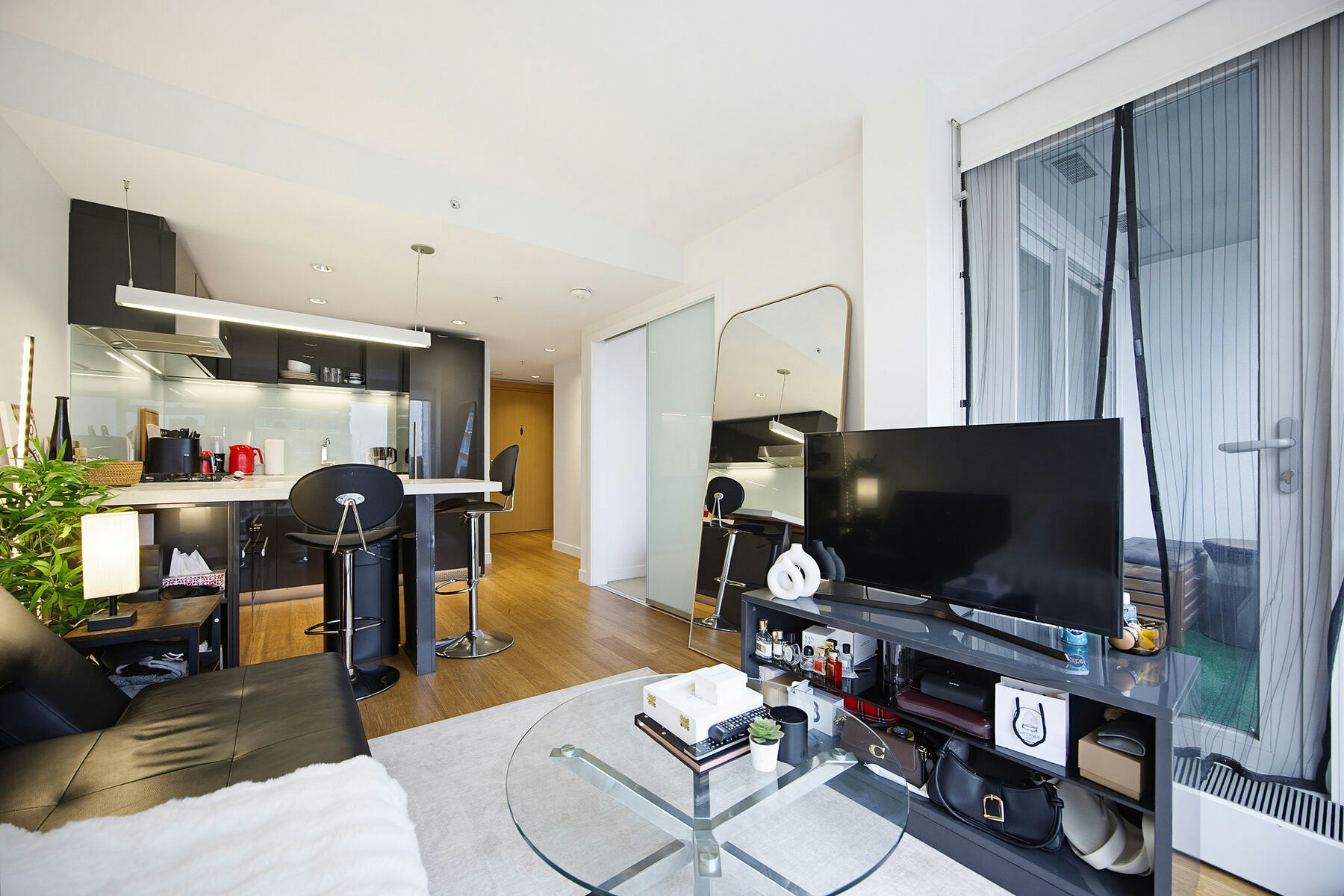 1611-777 Richards Street, Vancouver, BC, V6B 0M6 - 15