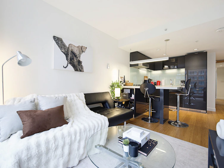 1611-777 Richards Street, Vancouver, BC, V6B 0M6 - 16