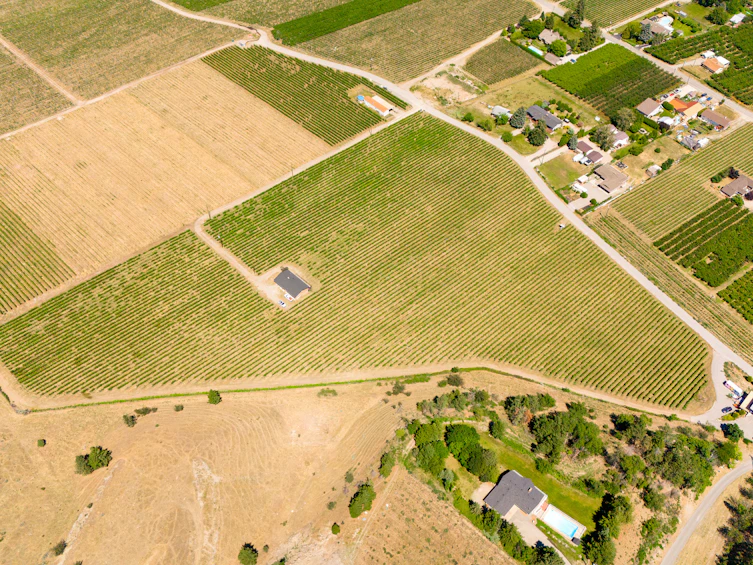 583 Tinhorn Creek Road, Oliver, BC, V0H 1T1 - 9