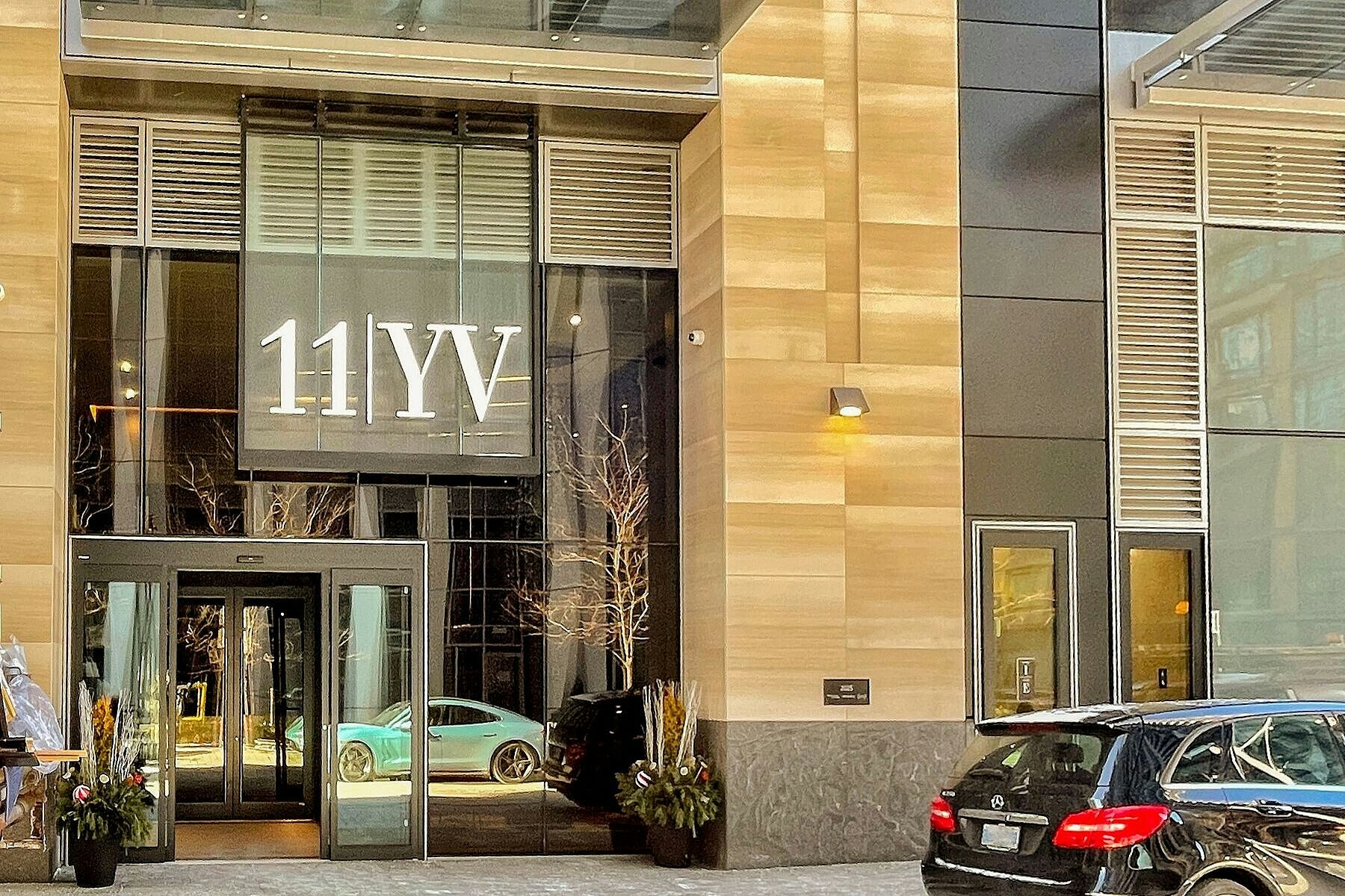 2112-11 Yorkville Avenue, Toronto, ON, M4W 0B7 - 7