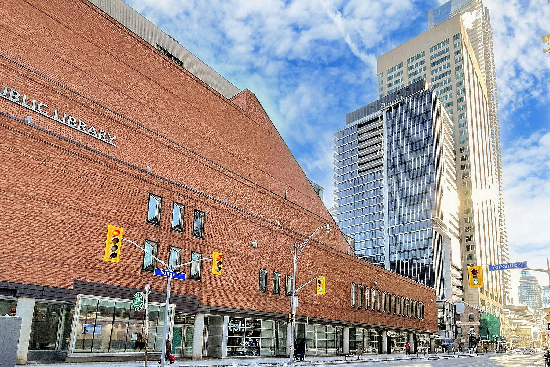 2112-11 Yorkville Avenue, Toronto, ON, M4W 0B7 - 3