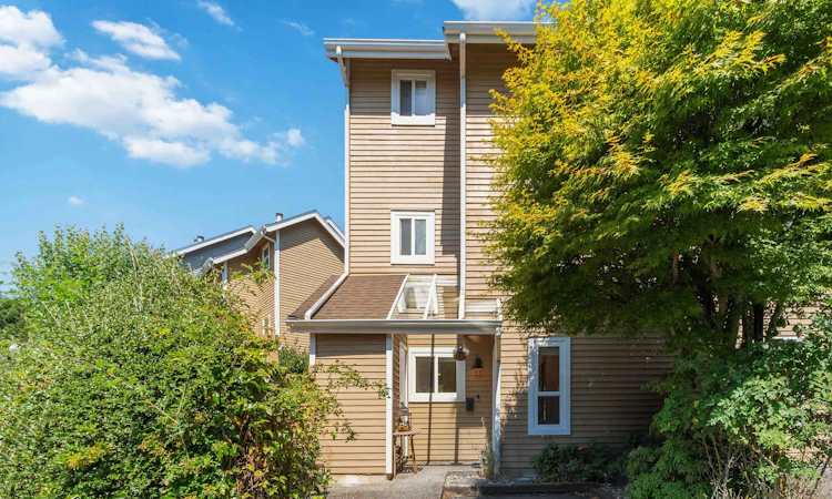 11-7400 Minoru Boulevard