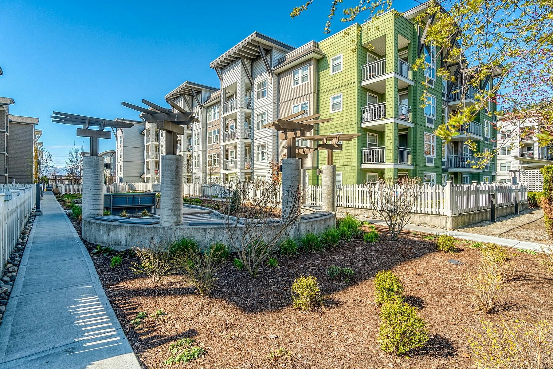 212-539 Yates Road, Kelowna, BC, V1V 2T8