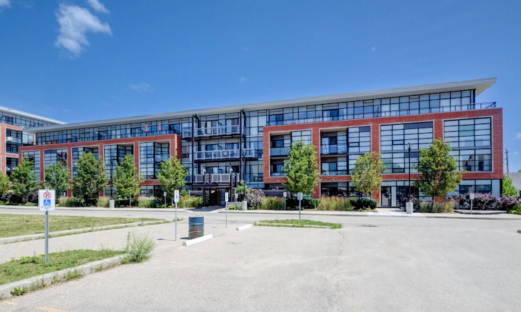 117-155 St. Leger