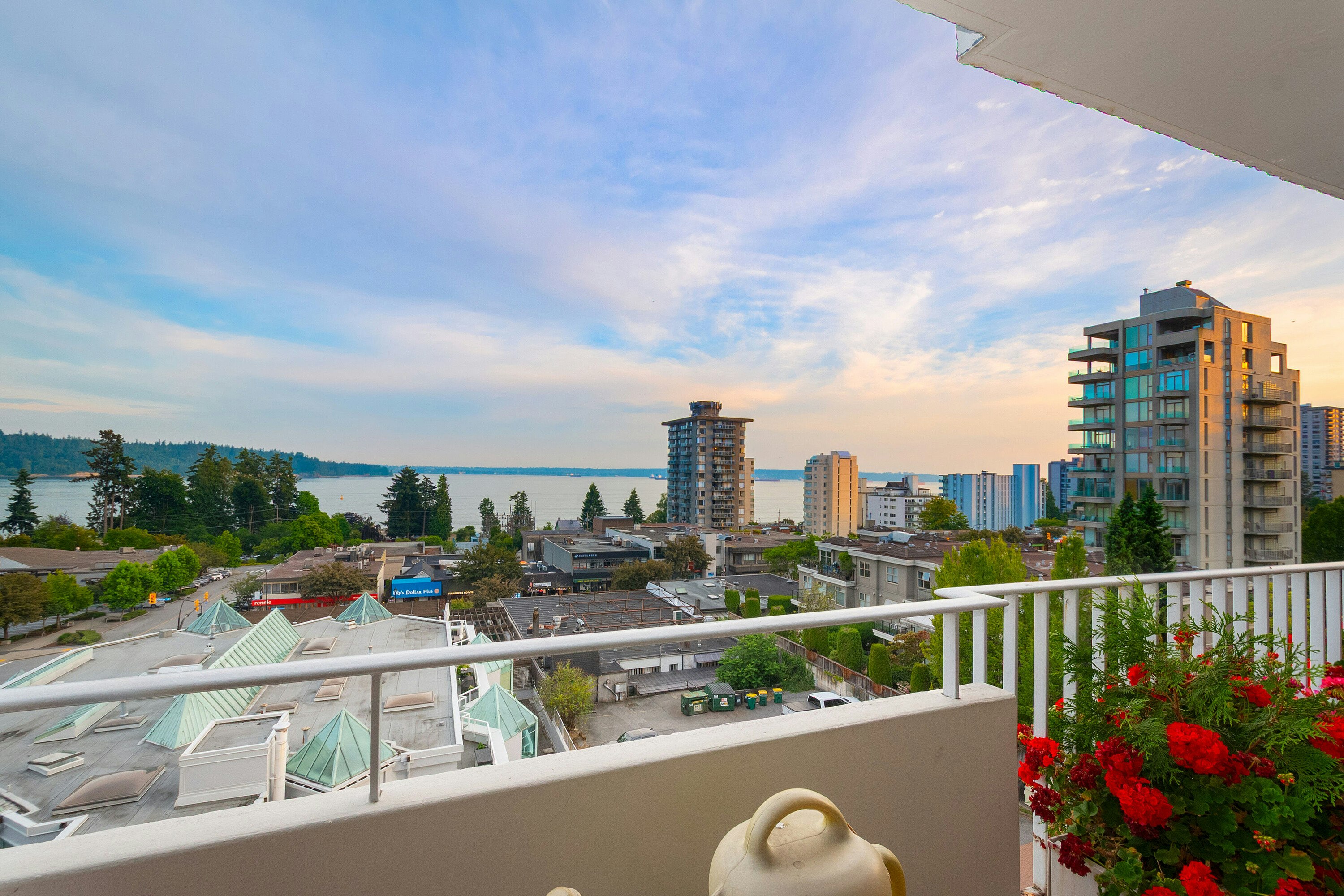 503-1730 Duchess Avenue, West Vancouver, BC, V7V 1P9 - 10
