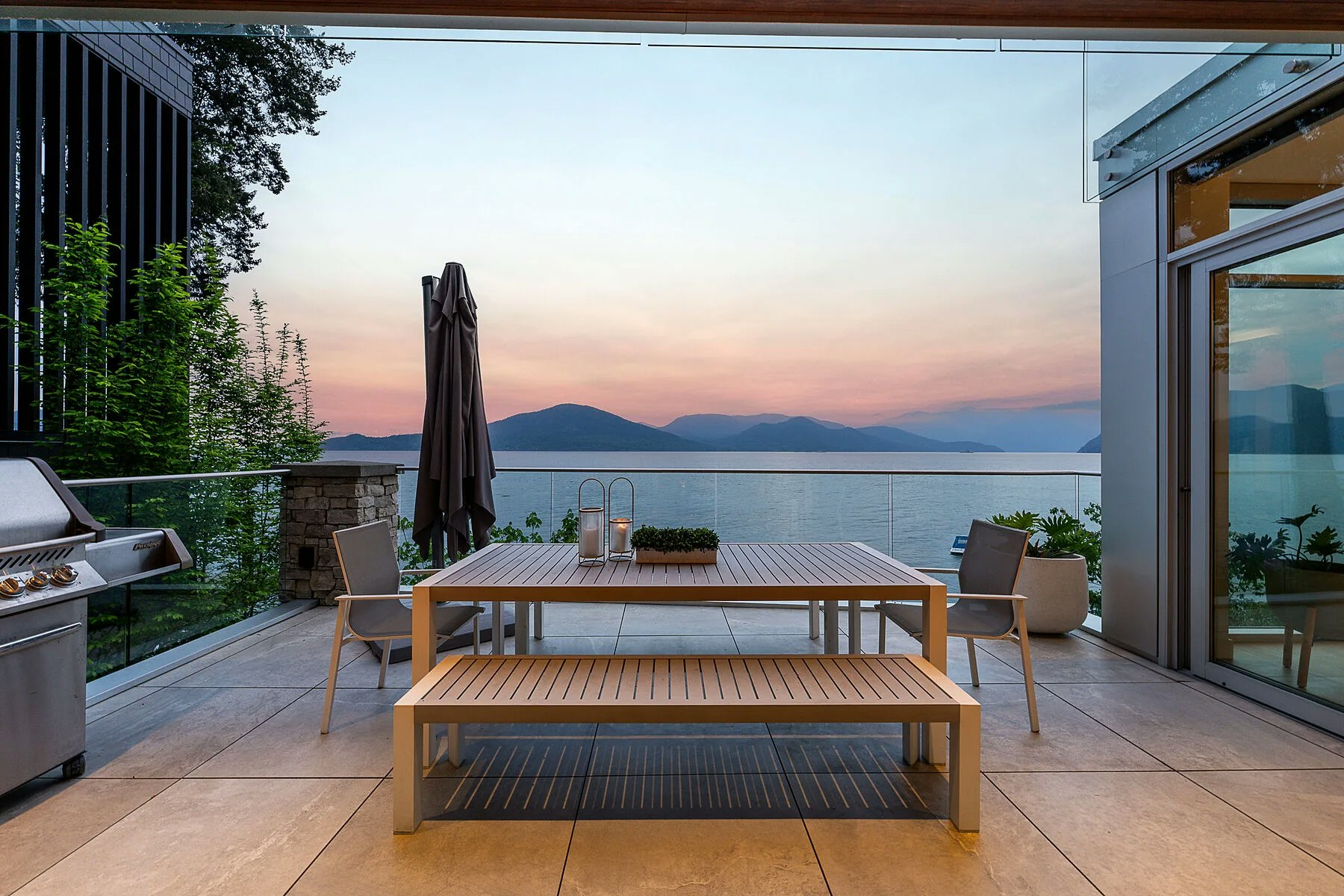 53 Brunswick Beach Road, West Vancouver, BC, V0N 2E0
