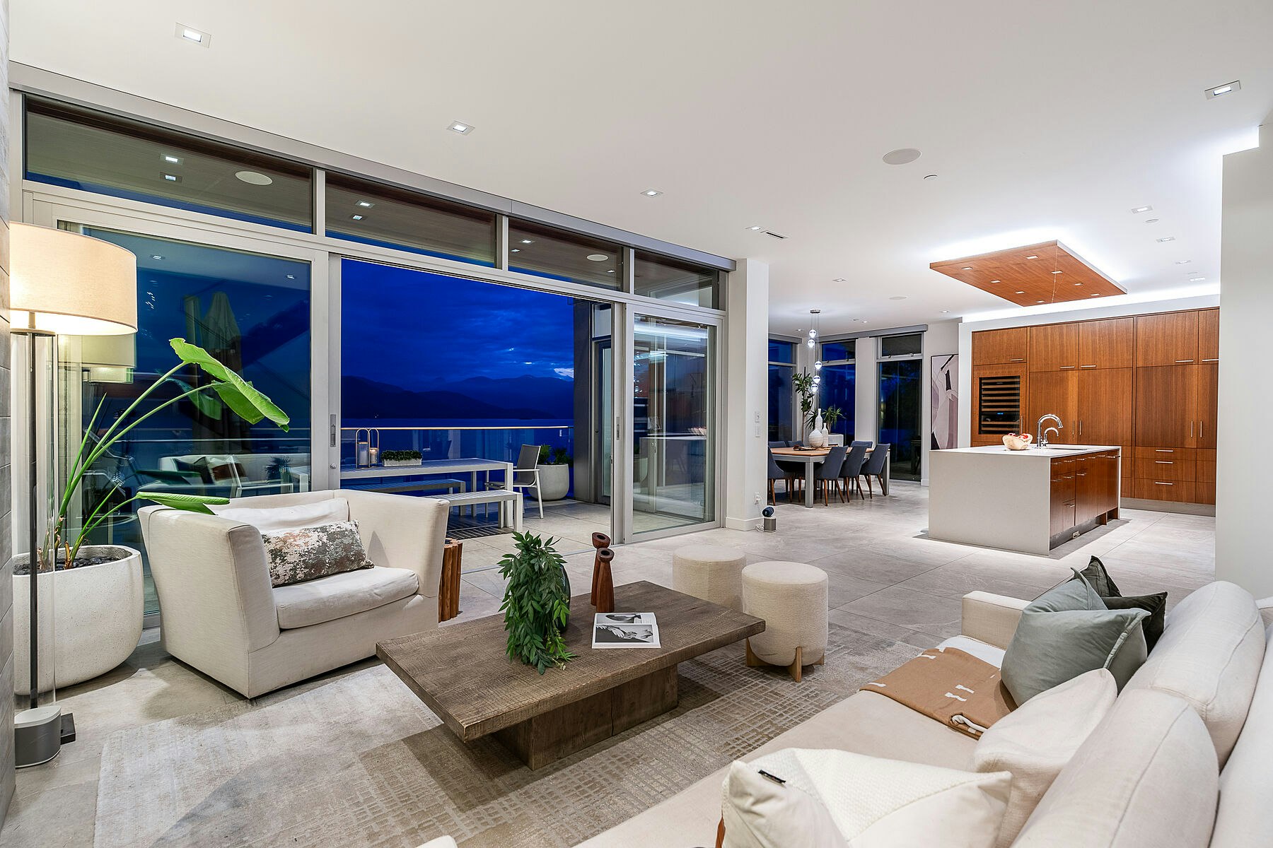53 Brunswick Beach Road, West Vancouver, BC, V0N 2E0 - 10
