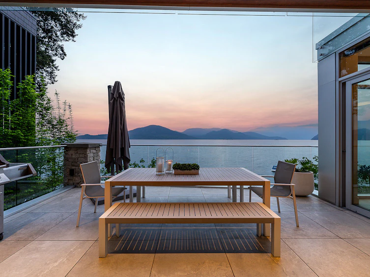 53 Brunswick Beach Road, West Vancouver, BC, V0N 2E0