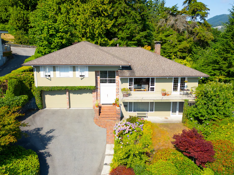805 Younette Drive, West Vancouver, BC, V7T 1T1 - 4