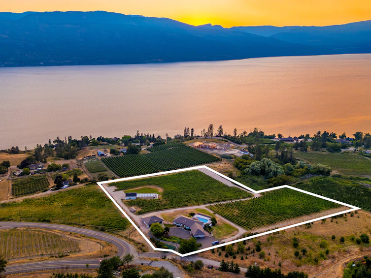 1090 Camp Road, Lake Country, BC, V4V 2H4 - 3