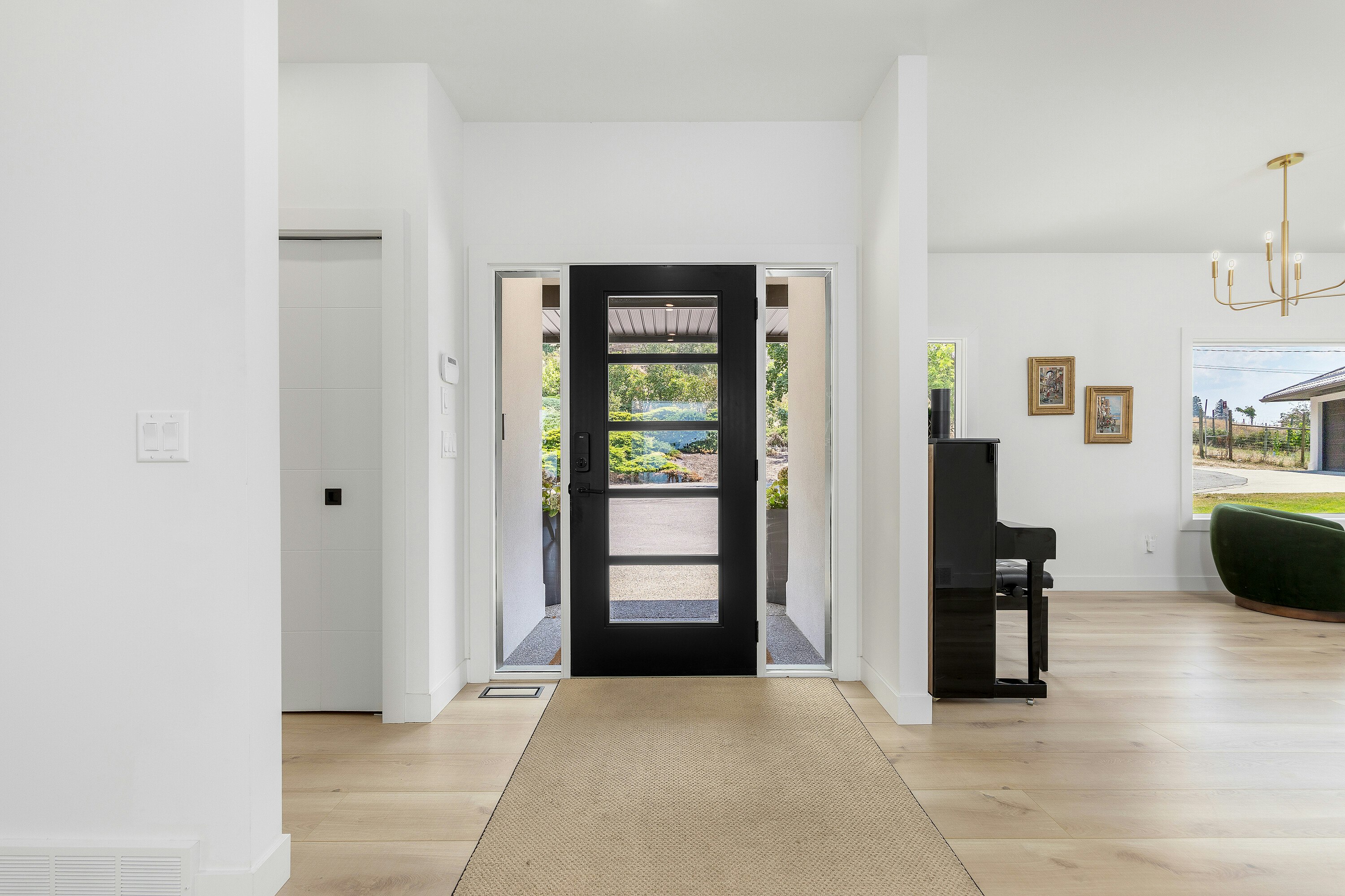 1090 Camp Road, Lake Country, BC, V4V 2H4 - 8