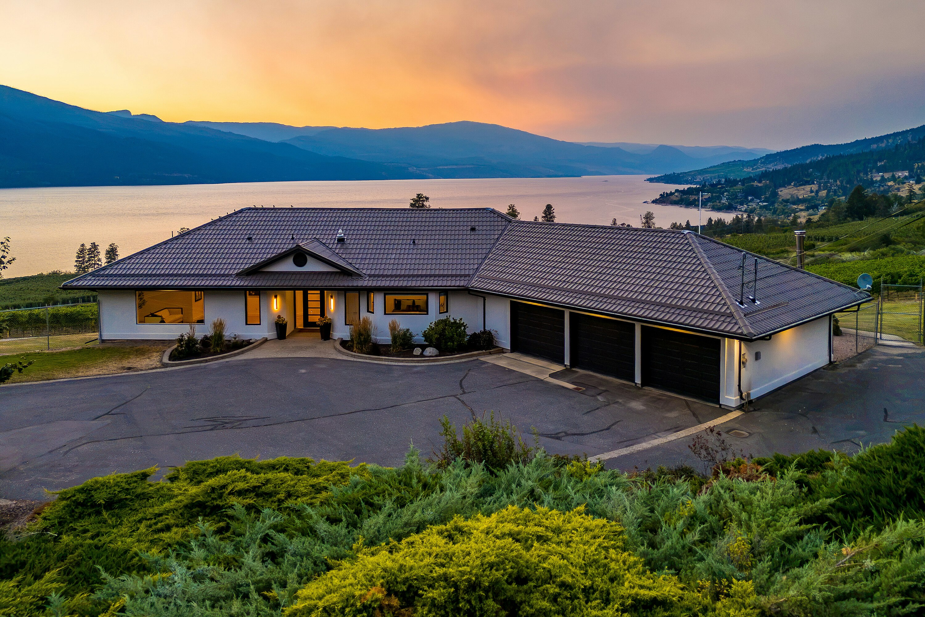 1090 Camp Road, Lake Country, BC, V4V 2H4