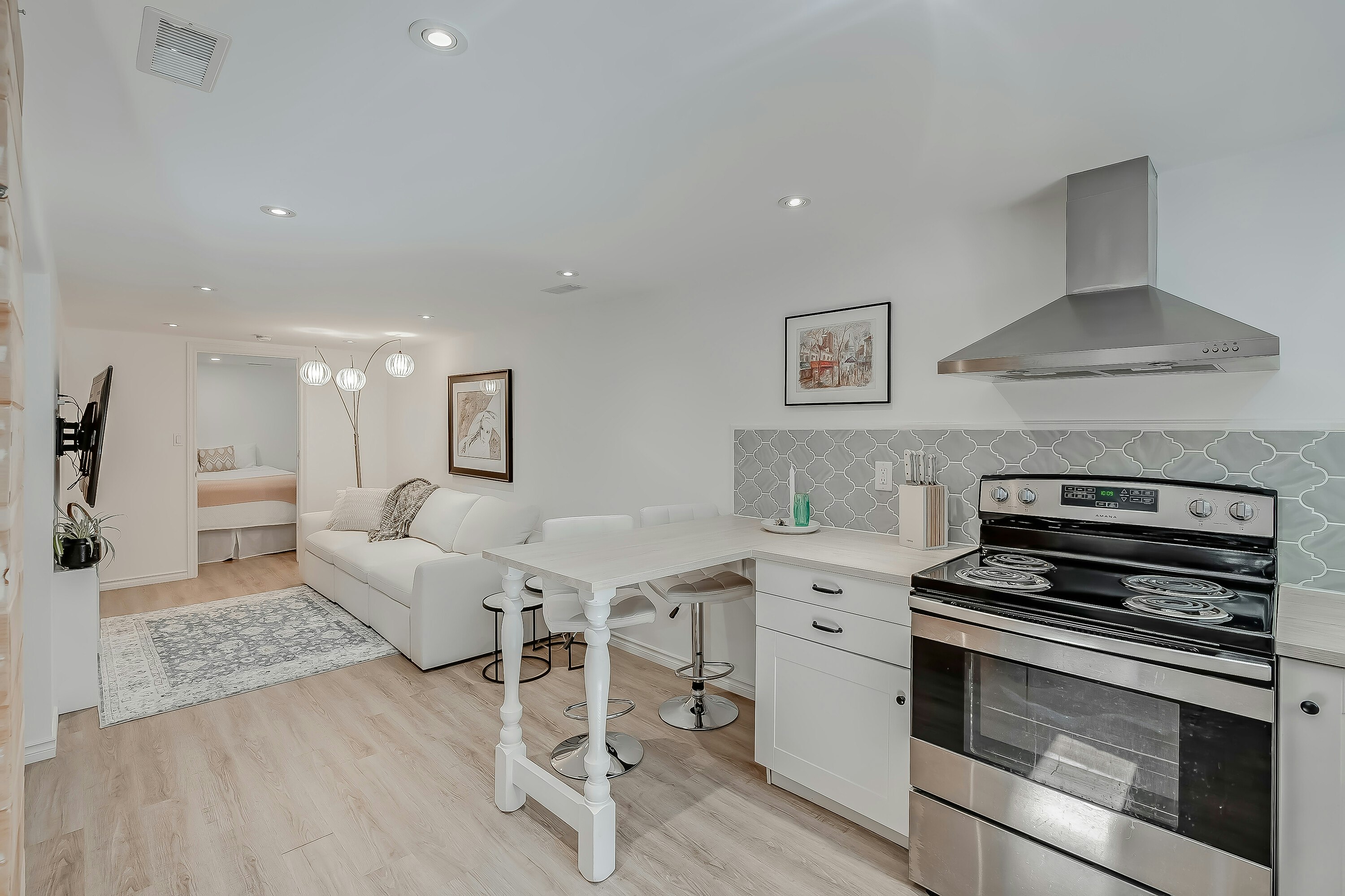 12 Peel Street S, Hamilton, ON, L9H 3E2 - 16