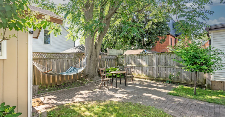 12 Peel Street S, Hamilton, ON, L9H 3E2 - 35