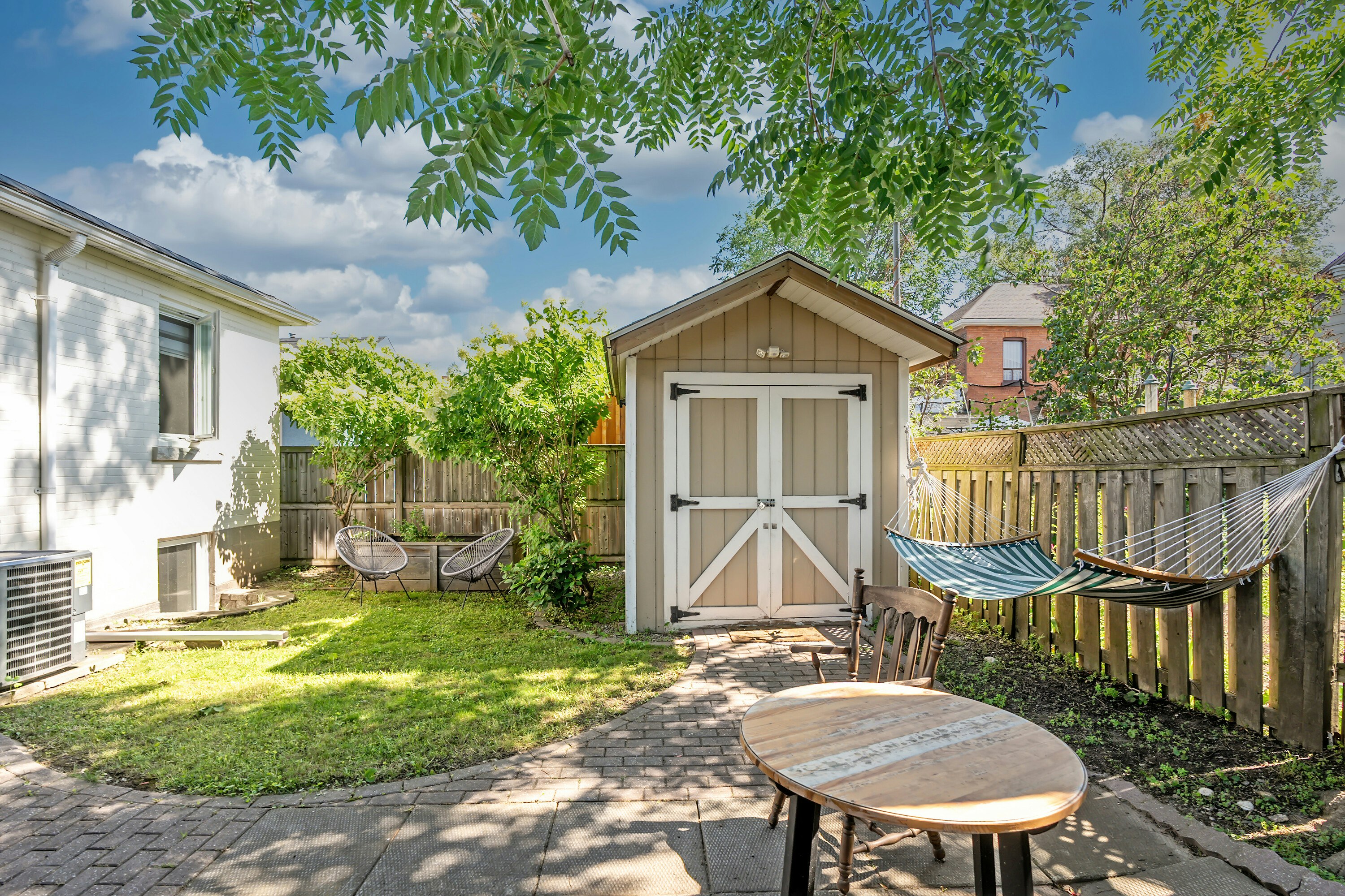 12 Peel Street S, Hamilton, ON, L9H 3E2 - 37