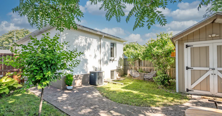 12 Peel Street S, Hamilton, ON, L9H 3E2 - 38