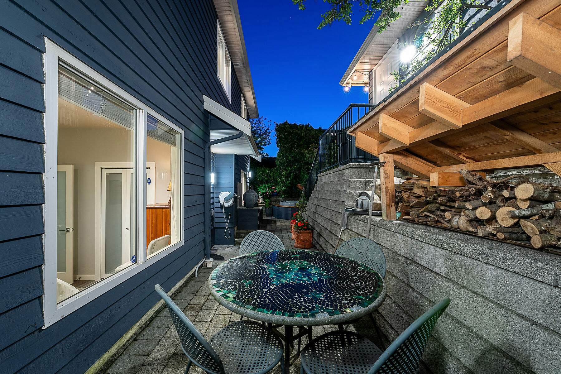 1075 Esplanade Avenue, West Vancouver, BC, V7T 1G2 - 30