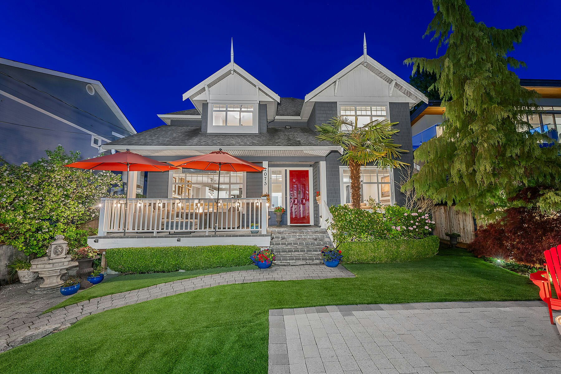 1075 Esplanade Avenue, West Vancouver, BC, V7T 1G2