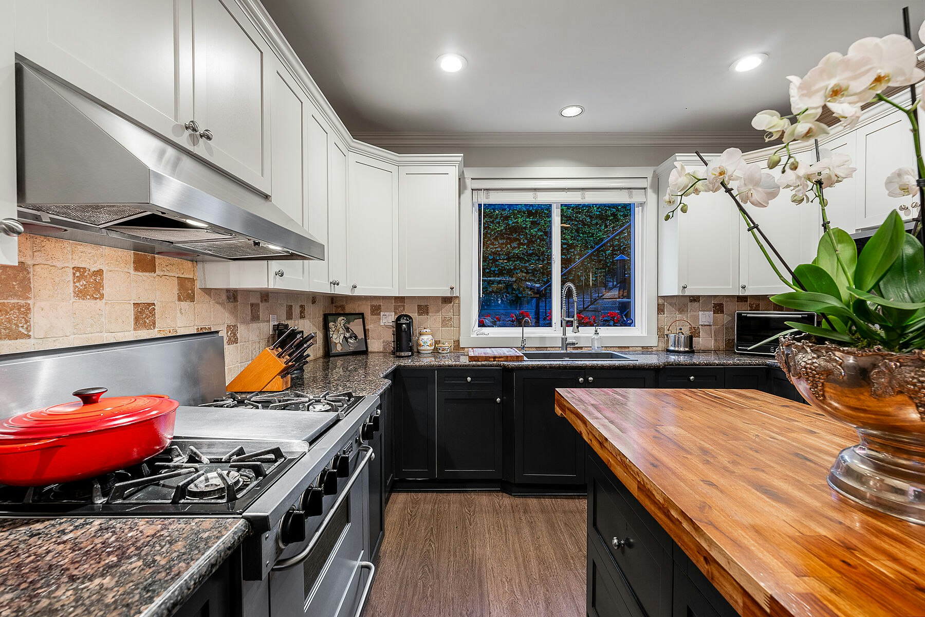 1075 Esplanade Avenue, West Vancouver, BC, V7T 1G2 - 11