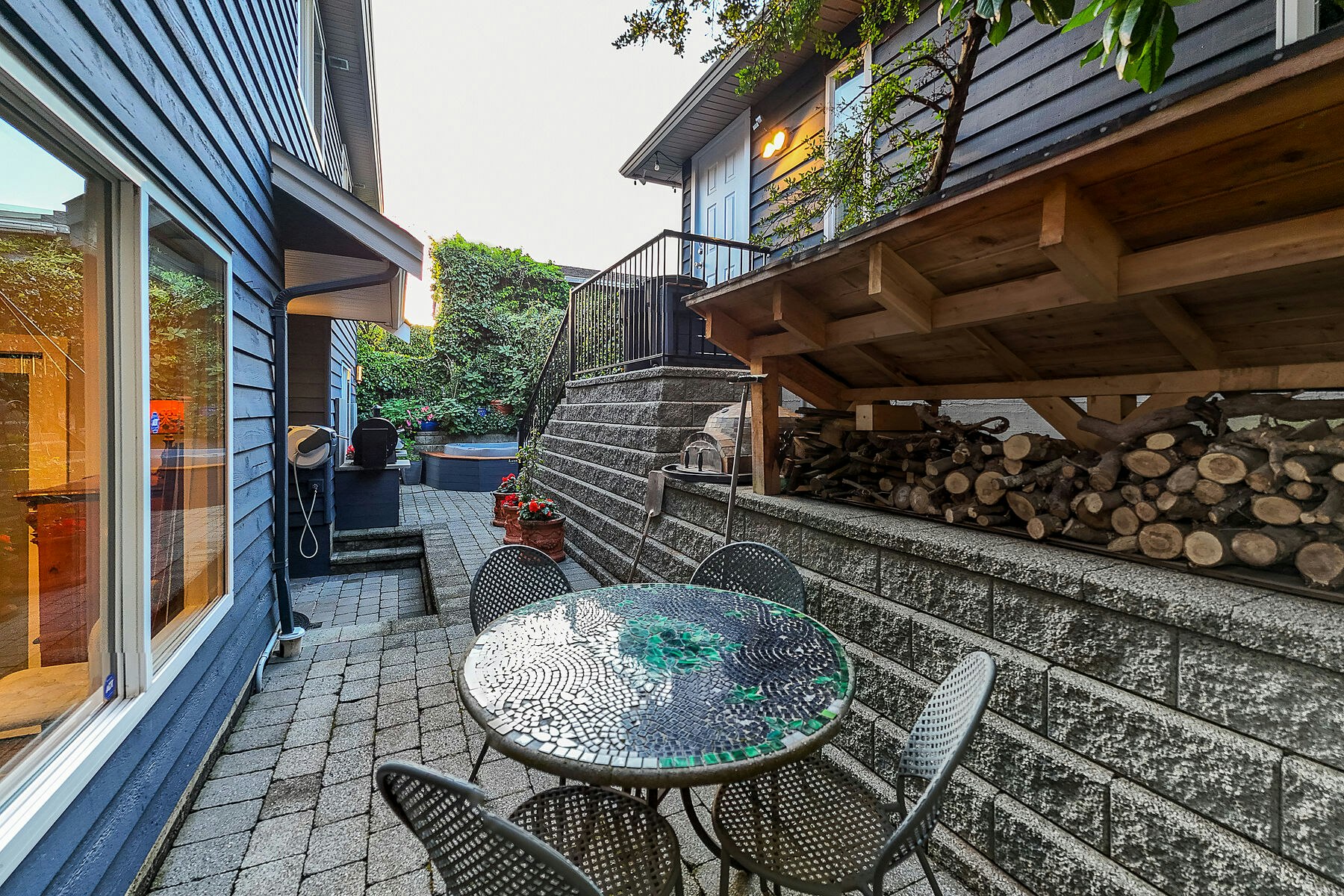 1075 Esplanade Avenue, West Vancouver, BC, V7T 1G2 - 35