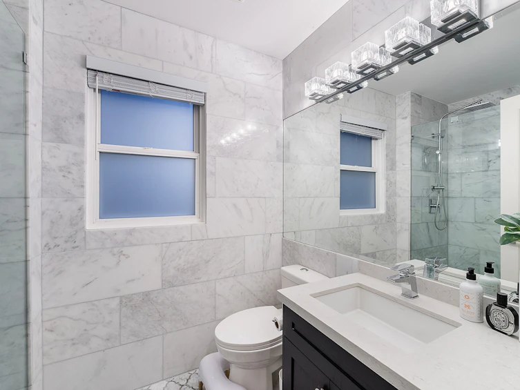 1075 Esplanade Avenue, West Vancouver, BC, V7T 1G2 - 28