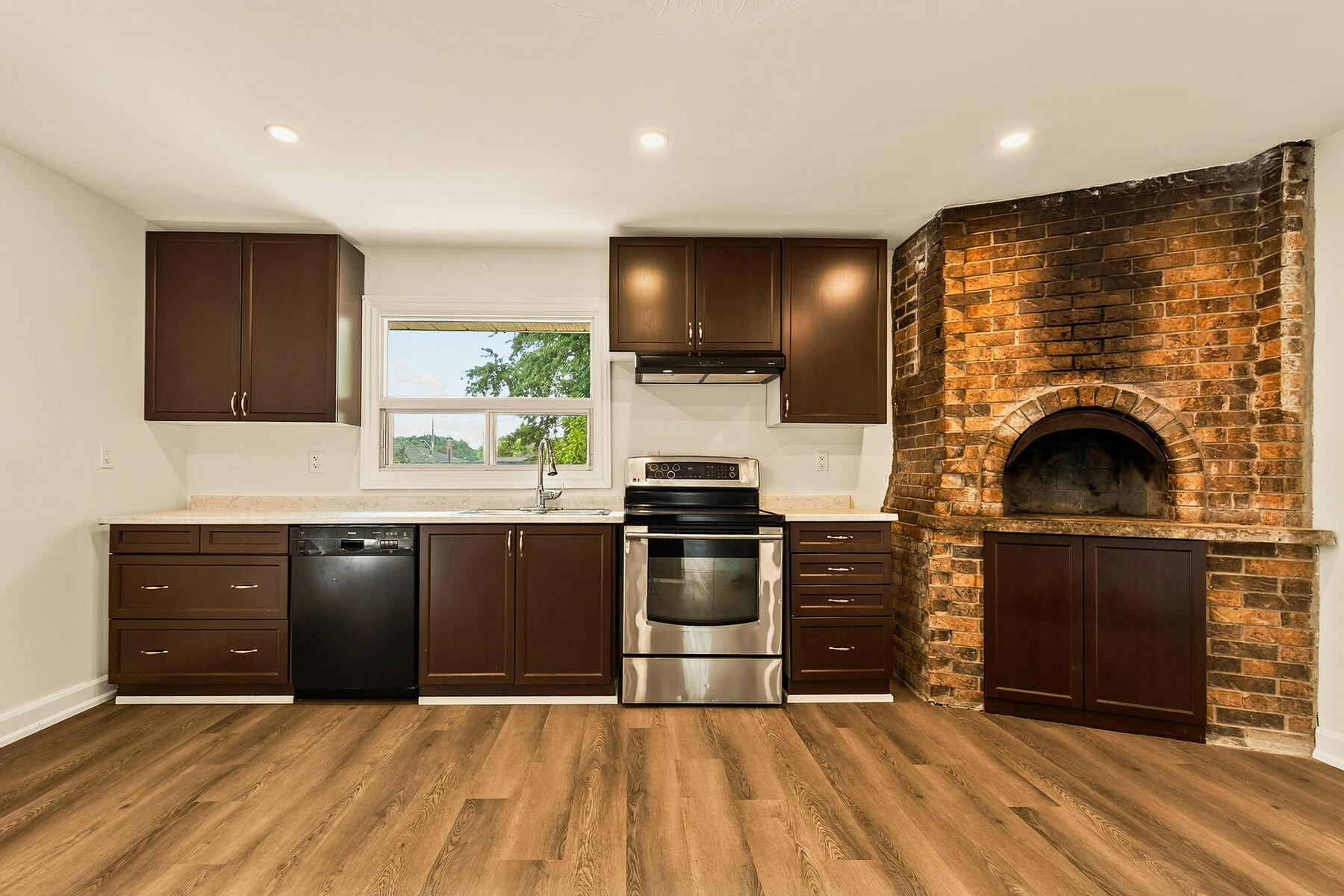7 Delmar Drive, Hamilton, ON, L9C 1J2 - 20