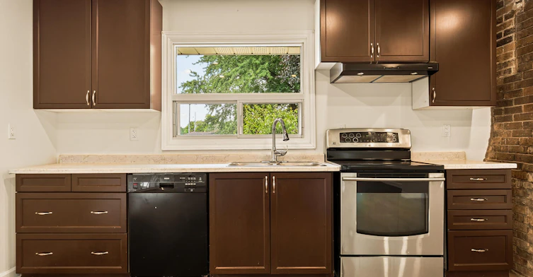 7 Delmar Drive, Hamilton, ON, L9C 1J2 - 28