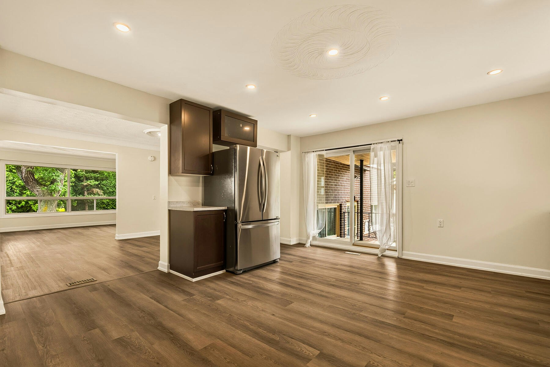 7 Delmar Drive, Hamilton, ON, L9C 1J2 - 23