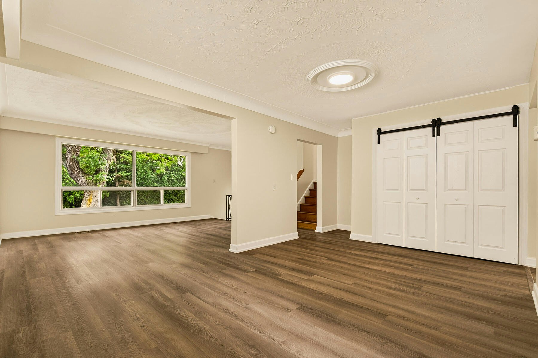 7 Delmar Drive, Hamilton, ON, L9C 1J2 - 14