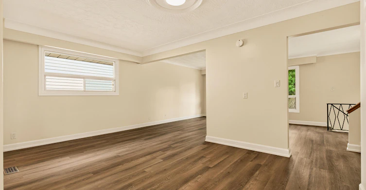 7 Delmar Drive, Hamilton, ON, L9C 1J2 - 15