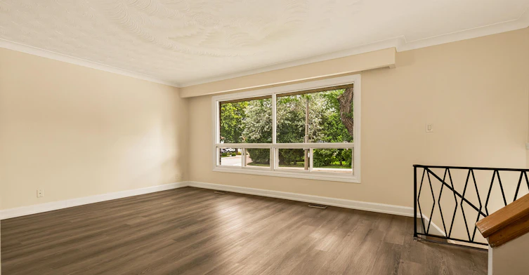 7 Delmar Drive, Hamilton, ON, L9C 1J2 - 10