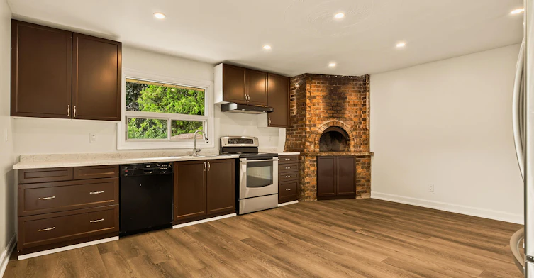 7 Delmar Drive, Hamilton, ON, L9C 1J2 - 19