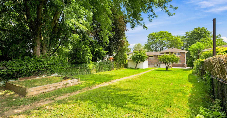 7 Delmar Drive, Hamilton, ON, L9C 1J2 - 52