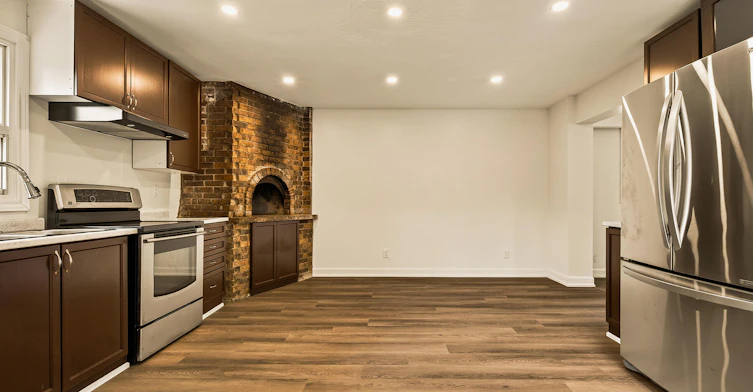7 Delmar Drive, Hamilton, ON, L9C 1J2 - 25