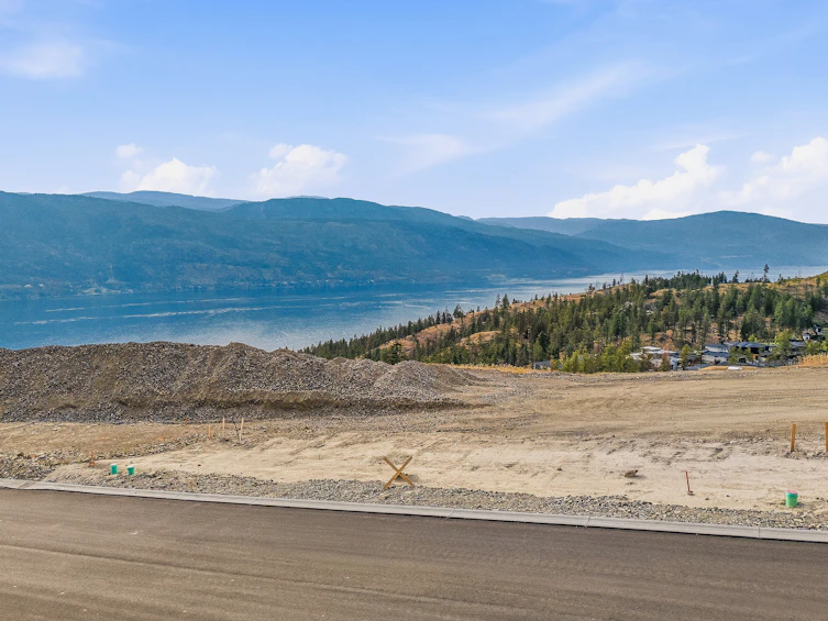 10380 Beacon Hill Drive, Lake Country, BC, V4V 0A9 - 20