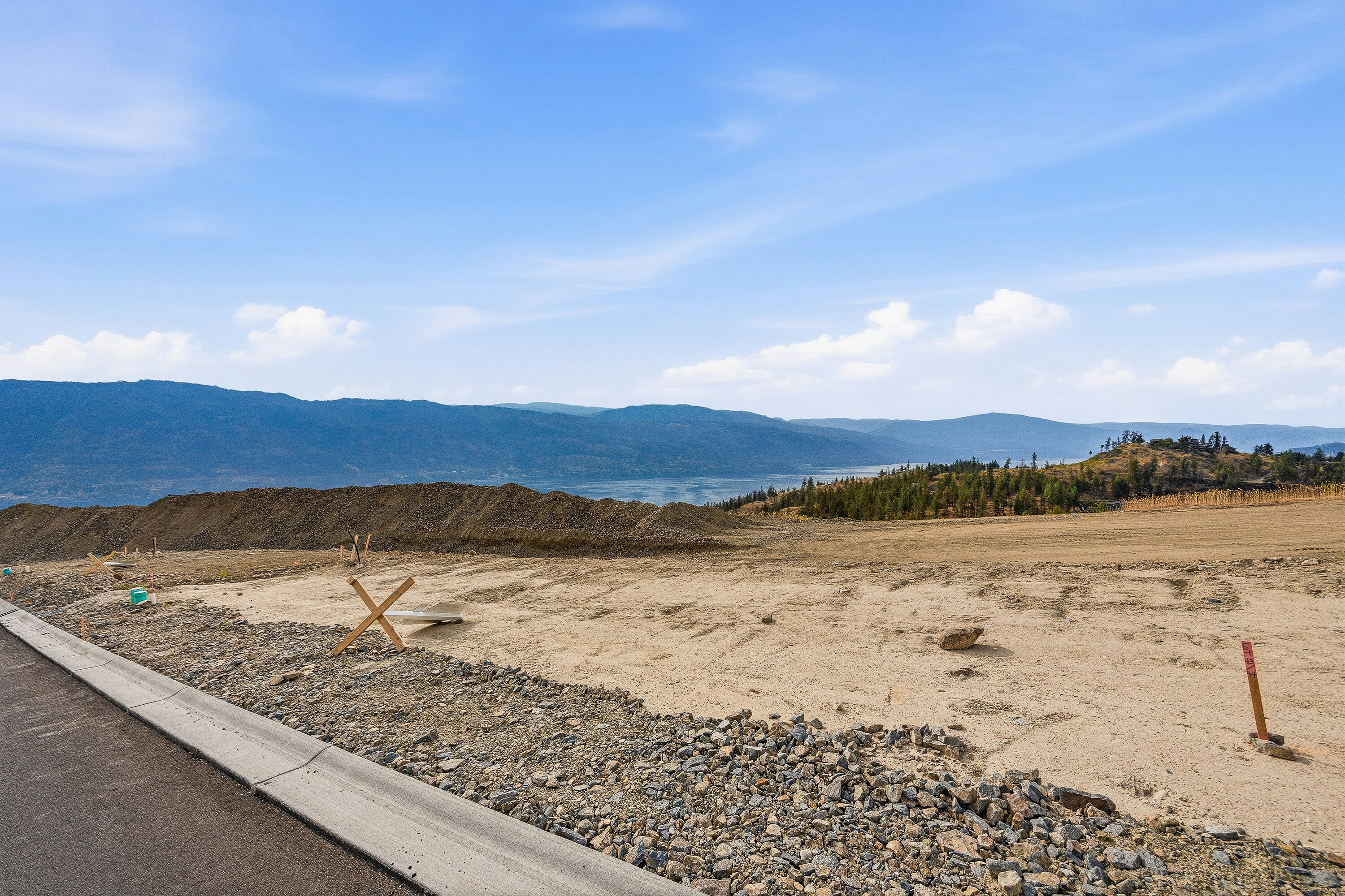 10380 Beacon Hill Drive, Lake Country, BC, V4V 0A9 - 13