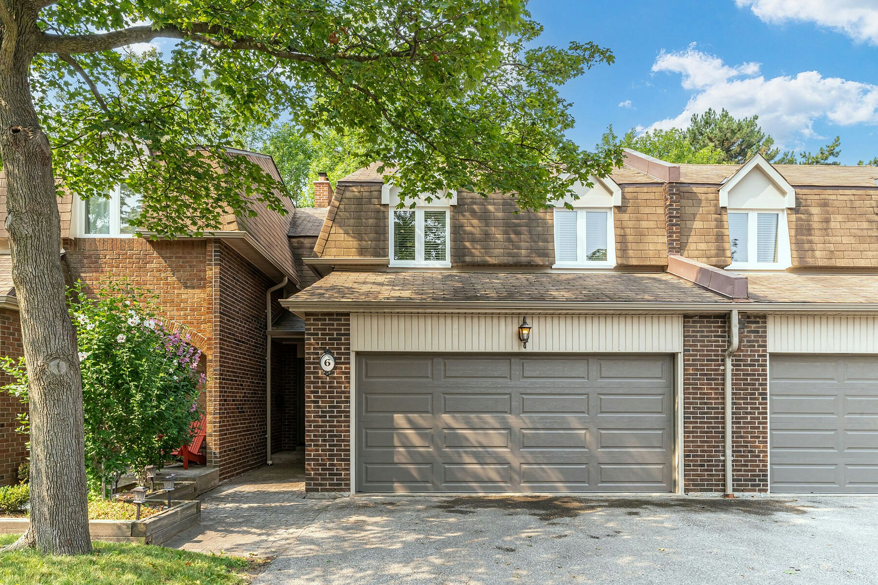 150 Service 6 Road South, Mississauga, ON, L5G 2R9