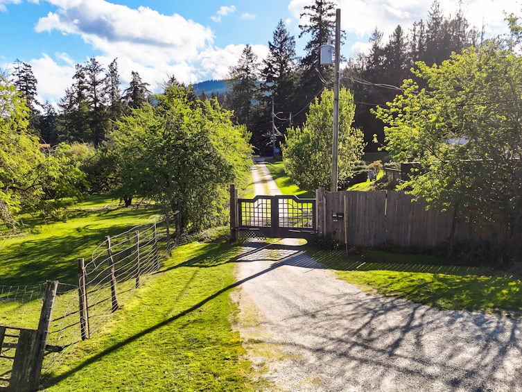 265 Lower Ganges Road, Salt Spring Island, BC, V8K 1S7 - 25