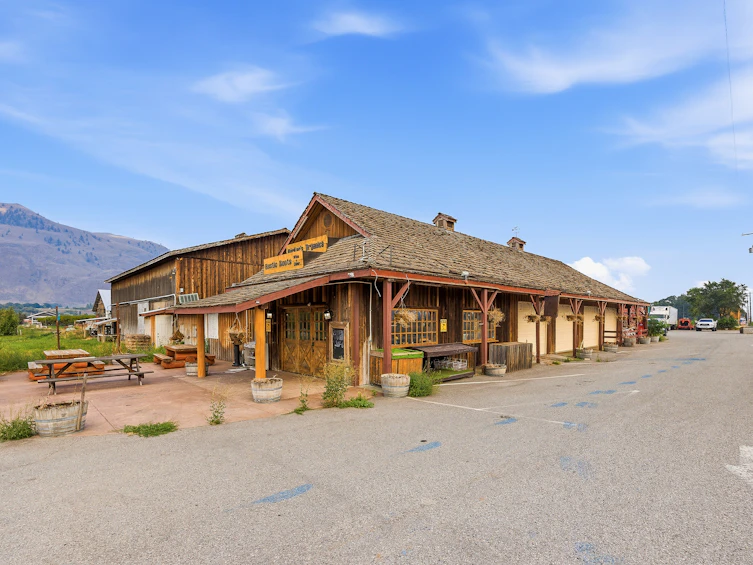 2249 Agar Road, Cawston, BC, V0X 1C2 - 7