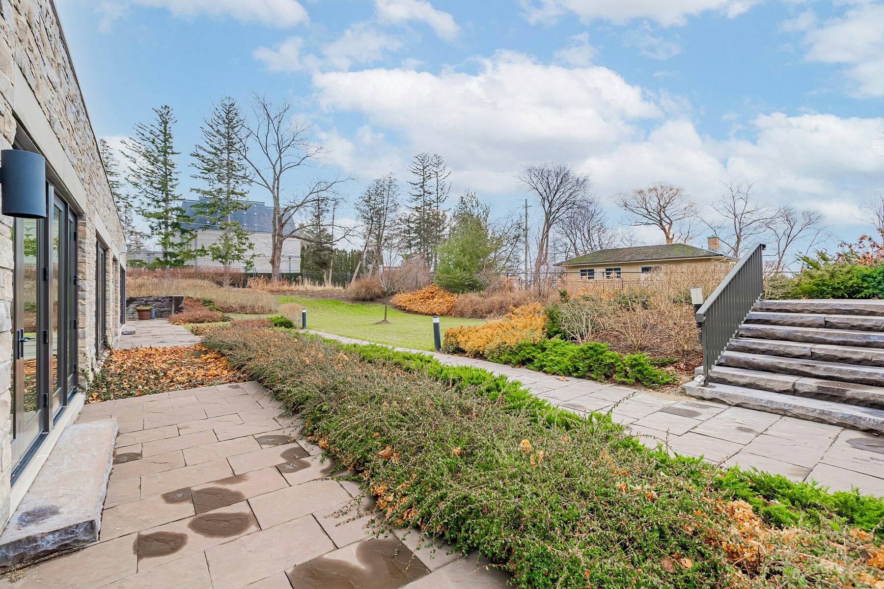 10 Maple Grove 28 Road, Oakville, ON, L6J 0E1 - 38