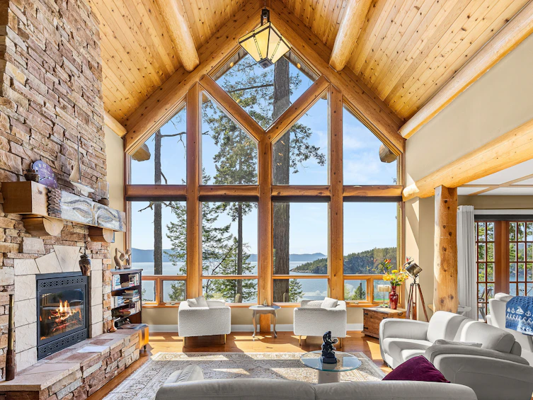 13543 Sakinaw Drive, Pender Harbour Egmont, BC, V0N 1S1
