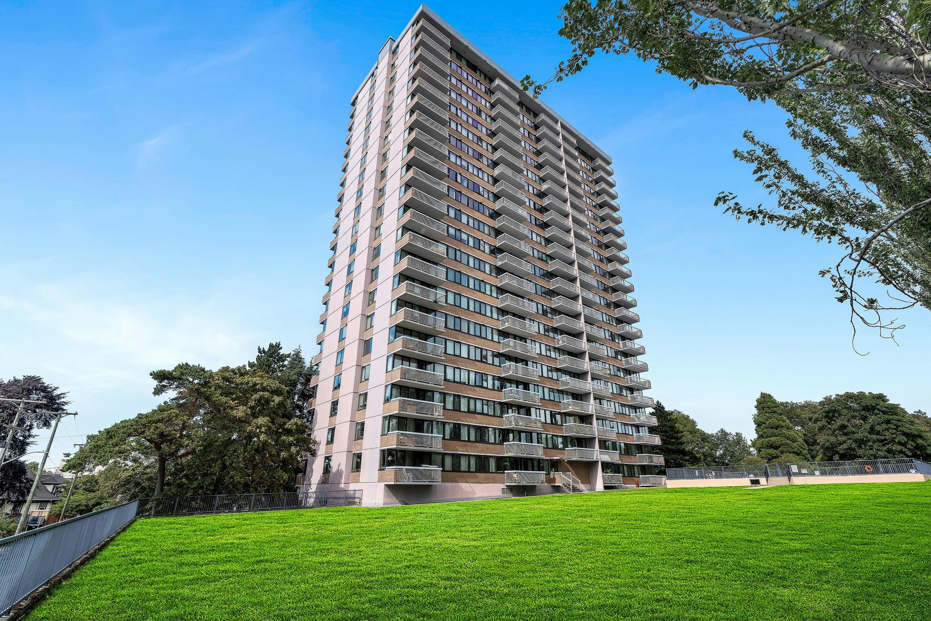 2104-647 Michigan Street, Victoria, BC, V8V 1S9 - 4
