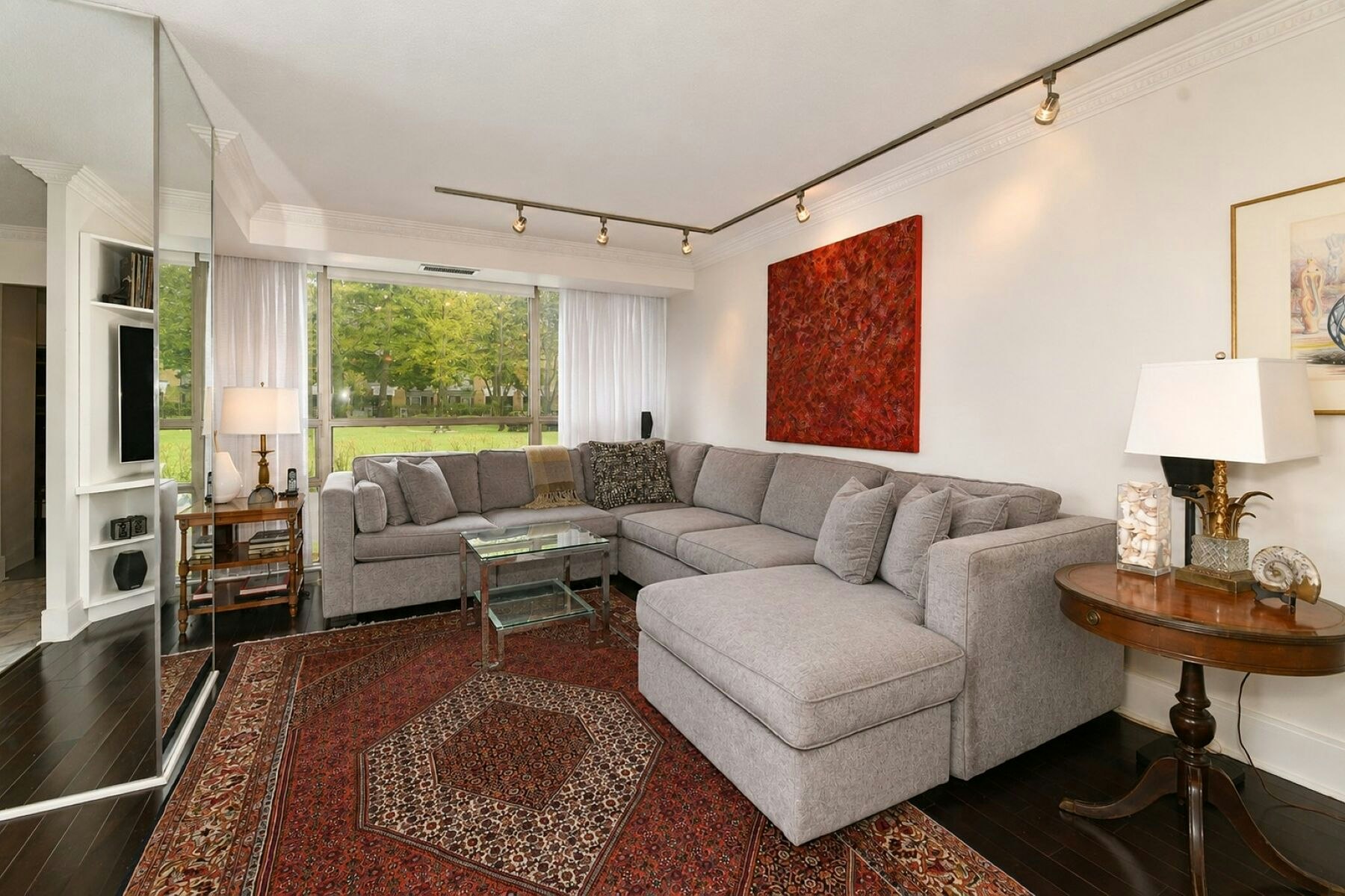 111-18 Lower Village Gate, Toronto, ON, M5P 3M1