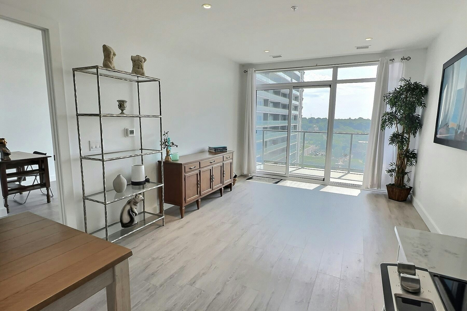 1107-15 Glebe Street, Cambridge, ON, N1S 2L8 - 3
