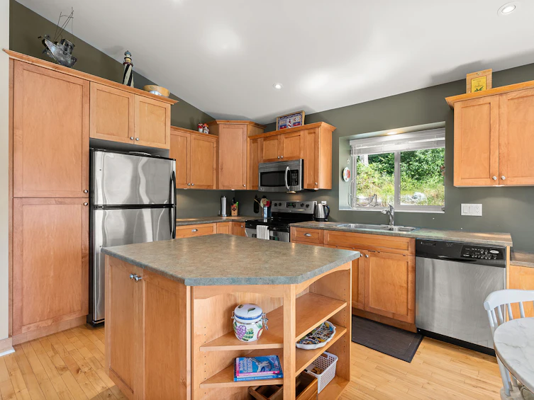 4371 Francis Peninsula Road, Pender Harbour Egmont, BC, V0N 2H1 - 10